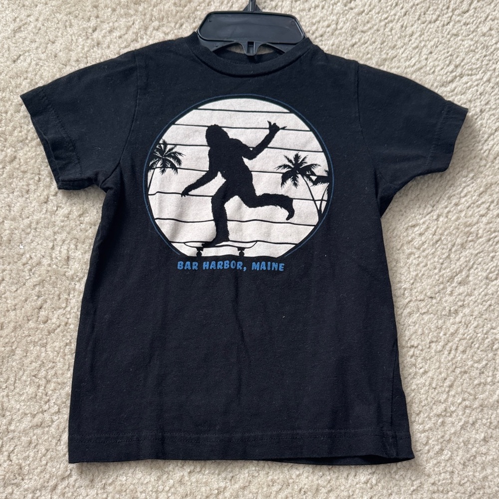 Kids Black Graphic T-Shirt - size 4-5